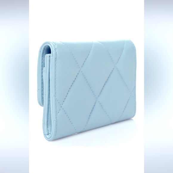 For @njmceldowney only CHANEL 19 Flap Wallet in Blue Quilted Lambskin Authentic - Picture 8 of 8